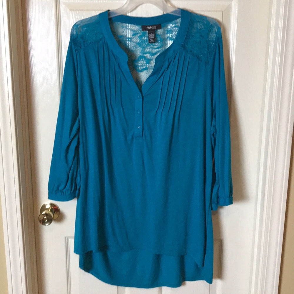 Style & Co Tunic Top High low Hem and Lace Detail Size 2X